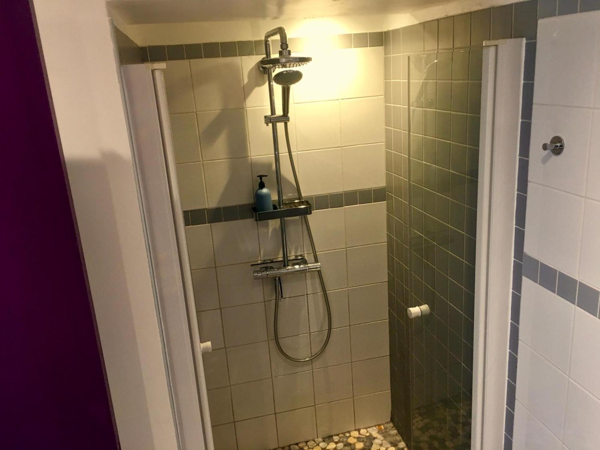 La Tour De Flandre Apartman Rousseloy Szoba fotó